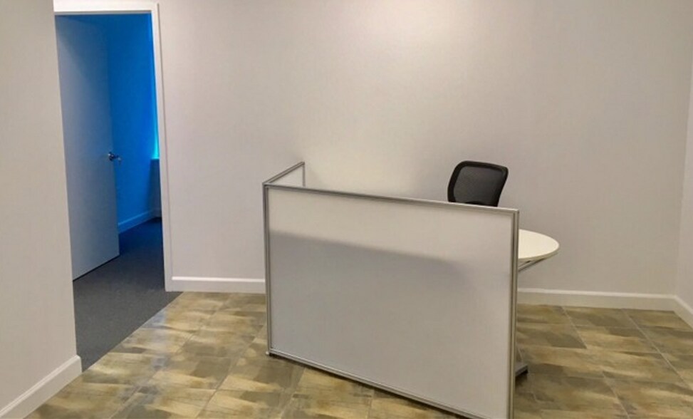 More Photos Of 46090 Lake Center Plz, Sterling Medical For Lease