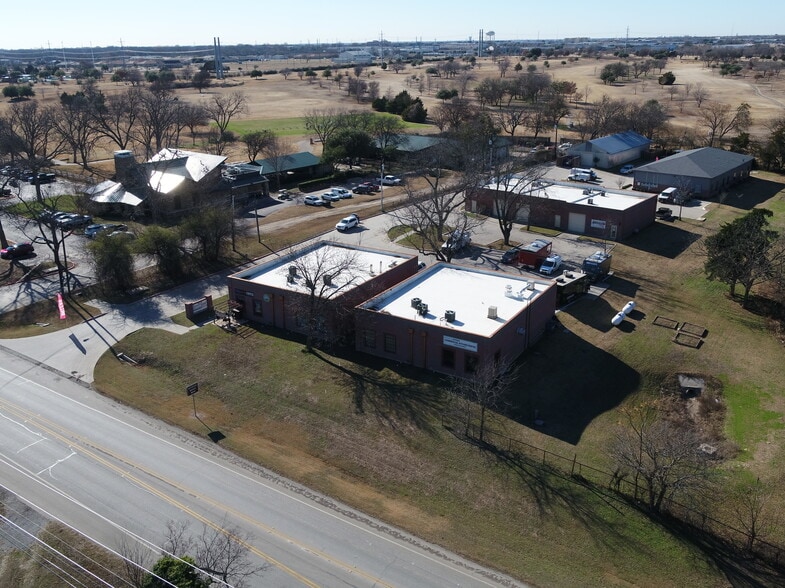 More Photos Of 3103 N McDonald St, McKinney Flex For Lease