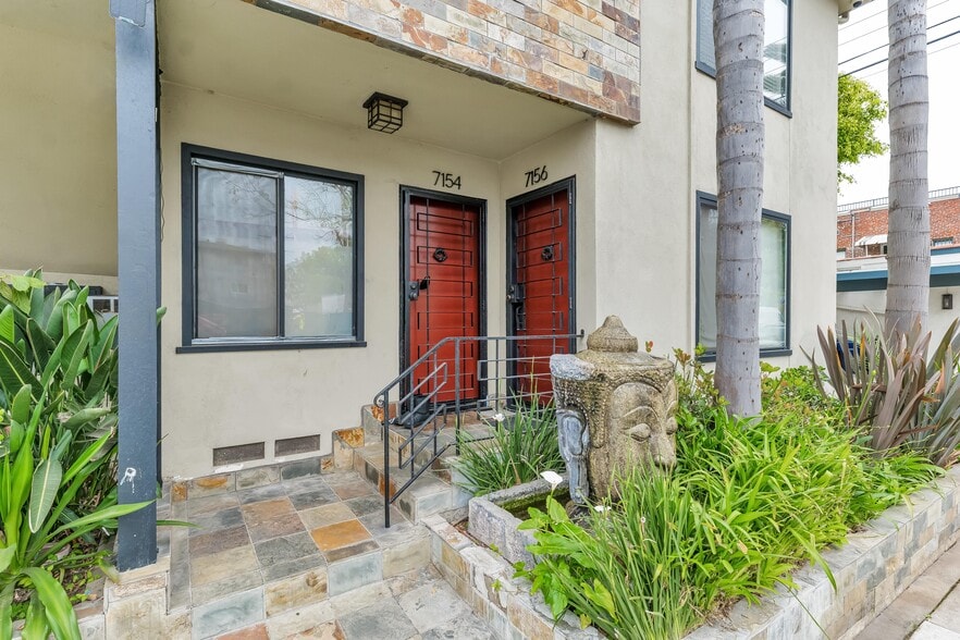 More Photos Of 7154 Lexington Ave, West Hollywood Apartments For Sale