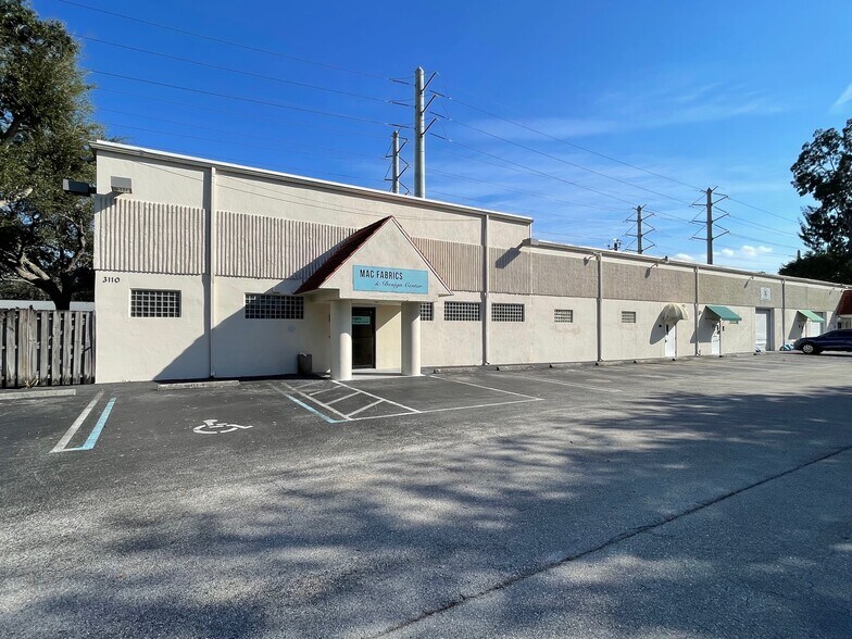 Primary Photo Of 3110 45th St, West Palm Beach Showroom For Lease