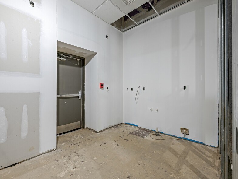 More Photos Of 408 Depot St, Asheville Medical For Sale