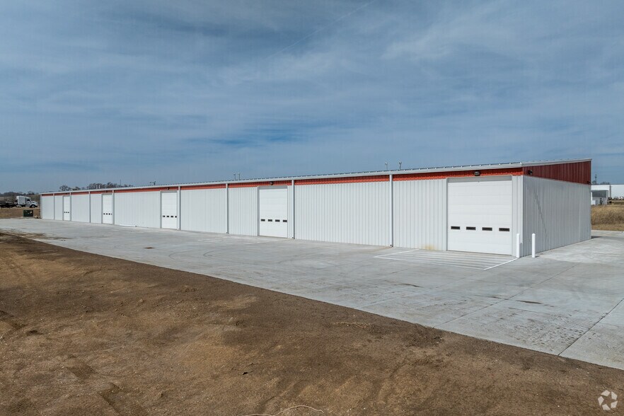 More Photos Of 1060 Madison St, Norwalk Warehouse For Sale