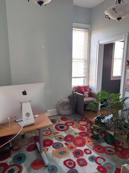 More Photos Of 411 Garrard St, Covington Office Residential For Sale