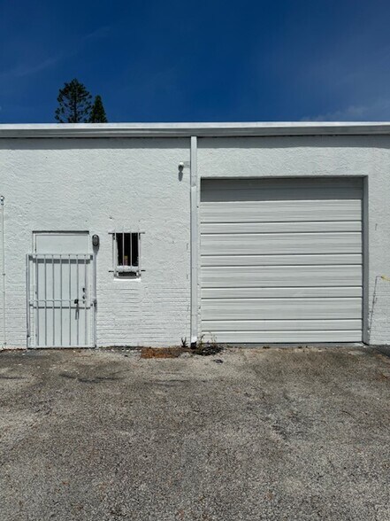 More Photos Of 3400 NE 6th Ter, Pompano Beach Industrial For Sale