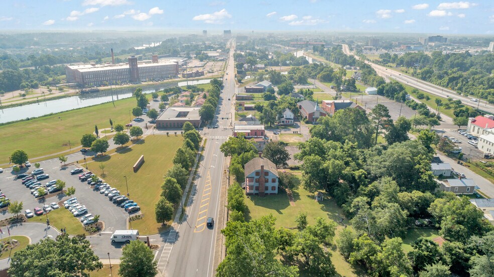 More Photos Of 1800-1810 Broad St, Augusta Storefront Retail Office For Sale