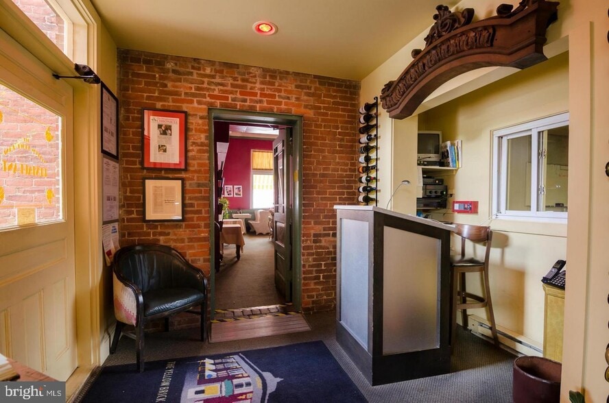 More Photos Of 201 E German St, Shepherdstown Storefront For Sale