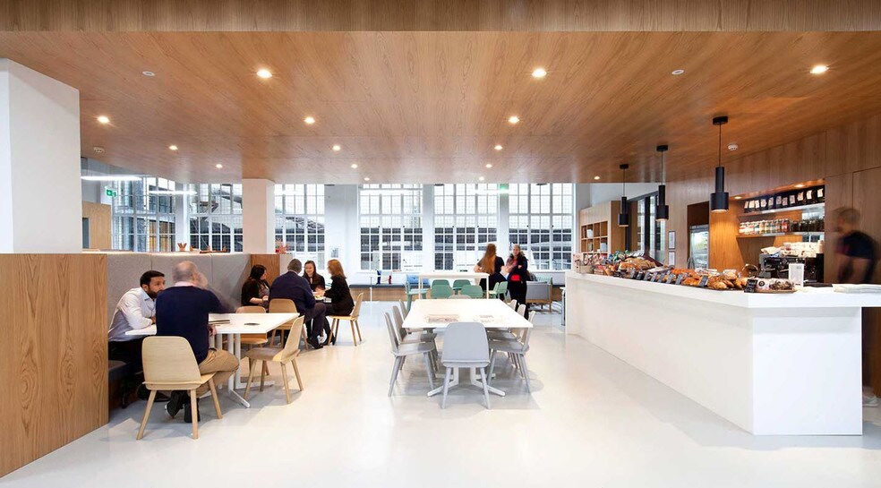 More Photos Of 929 Granville St, Vancouver Coworking Space