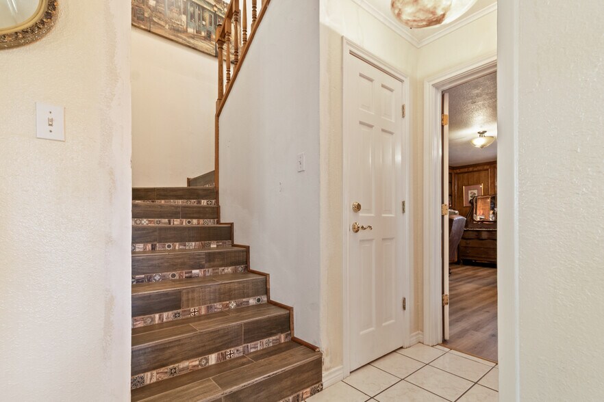 More Photos Of 750 N US Highway 287, Palestine Multifamily For Sale