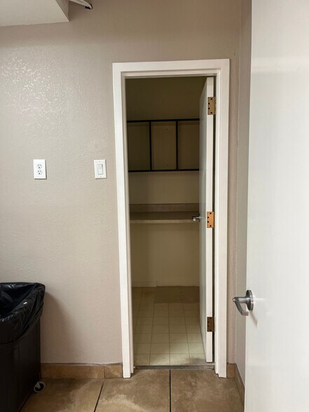 More Photos Of 1519 N Main St, Meridian Medical For Lease