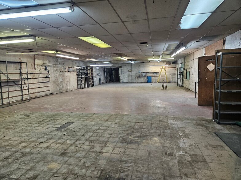 More Photos Of 4301 S Robinson Ave, Oklahoma City Freestanding For Sale