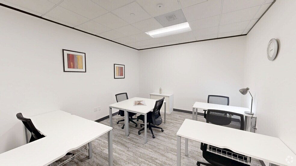 More Photos Of 1415 Louisiana St, Houston Coworking Space