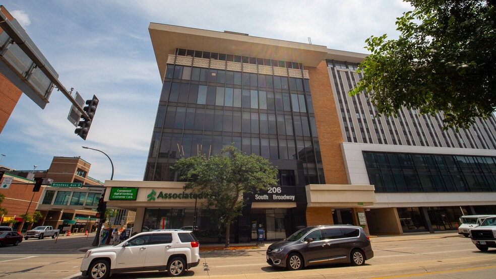 More Photos Of 206 S Broadway, Rochester Office For Lease