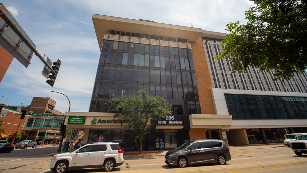 More Photos Of 206 S Broadway, Rochester Office For Lease