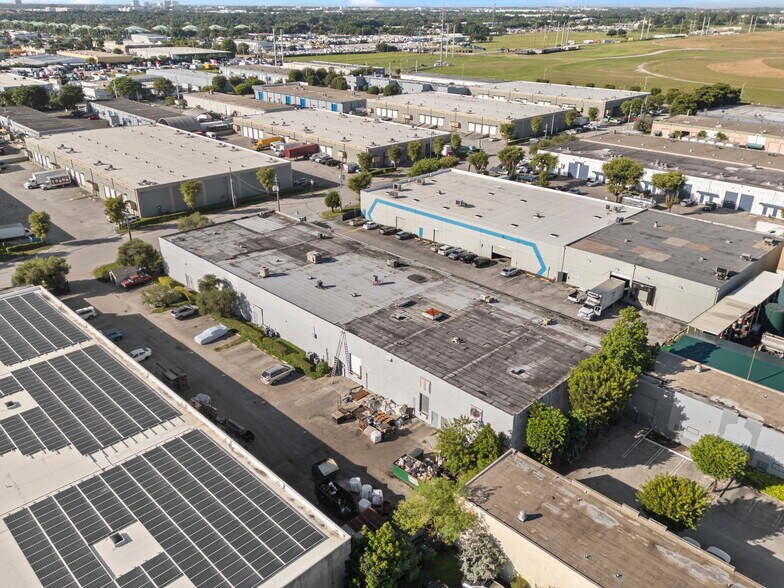 More Photos Of 8451 NW 66th St, Miami Warehouse For Lease