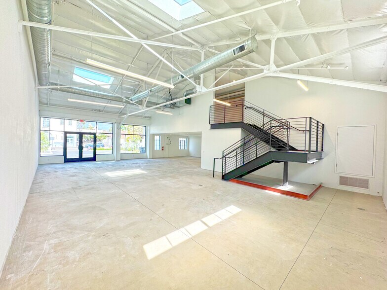 More Photos Of 433 Chapala St, Santa Barbara Storefront Retail Office For Lease