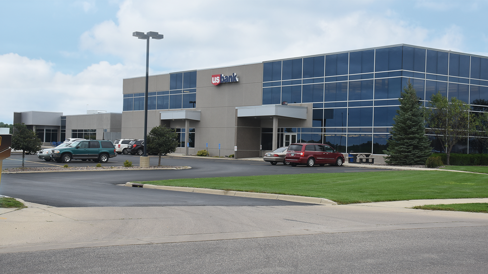 More Photos Of 1310 Madrid St, Marshall Office For Sale