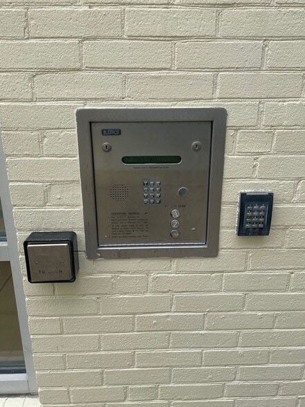 More Photos Of 804 Pershing Dr, Silver Spring Medical For Sale