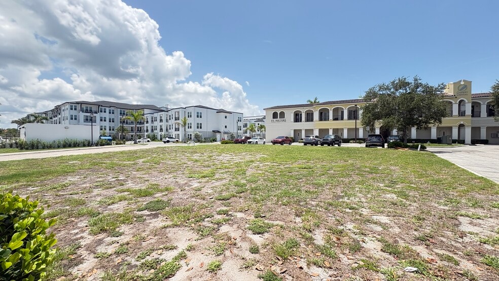 More Photos Of 20 E Bay St, Osprey Land For Sale