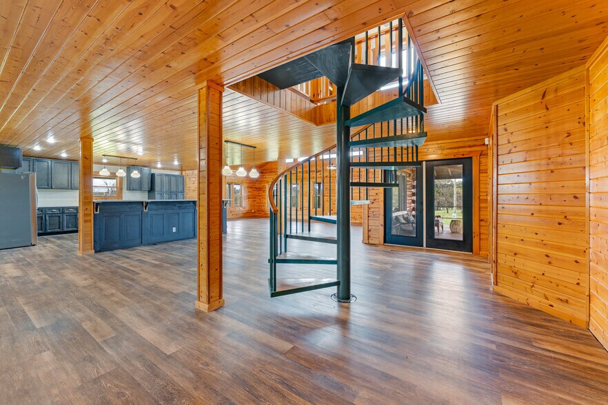 More Photos Of 1204 County Road 215, Berryville Specialty For Sale