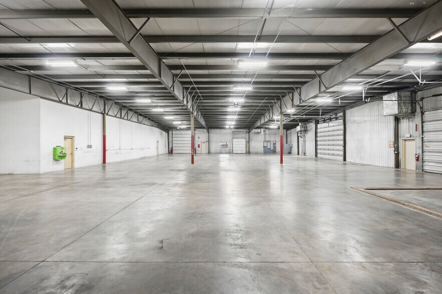 More Photos Of 4811 Curtis Rd, Dodgeville Warehouse For Sale
