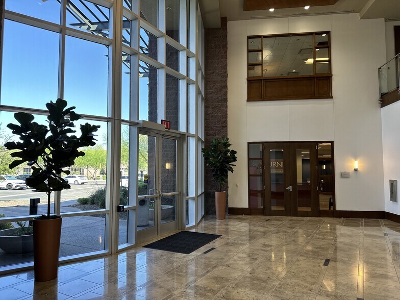 More Photos Of 9237 E Via De Ventura, Scottsdale Office For Sale