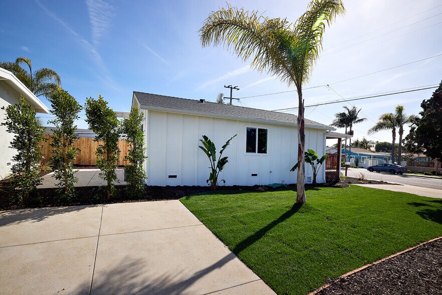 More Photos Of 735 Pine Ave, Carlsbad Multifamily For Sale