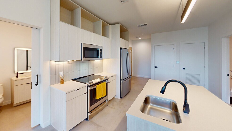 More Photos Of 1108 Nueces St, Austin Apartments For Lease