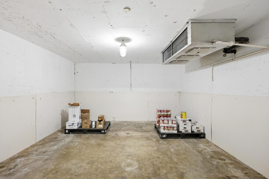 More Photos Of 2154 Old Charleston Rd NE, Cleveland Refrigeration Cold Storage For Sale