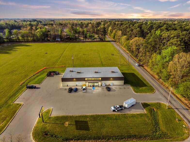 More Photos Of 2110 Ridgway Rd, Pine Bluff General Retail For Sale