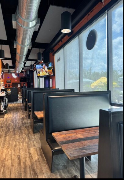 More Photos Of 3945 W Eau Gallie Blvd, Melbourne Storefront For Lease