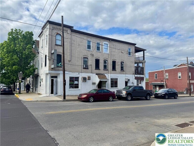More Photos Of 701-703 N Jordan St, Allentown Bar For Sale