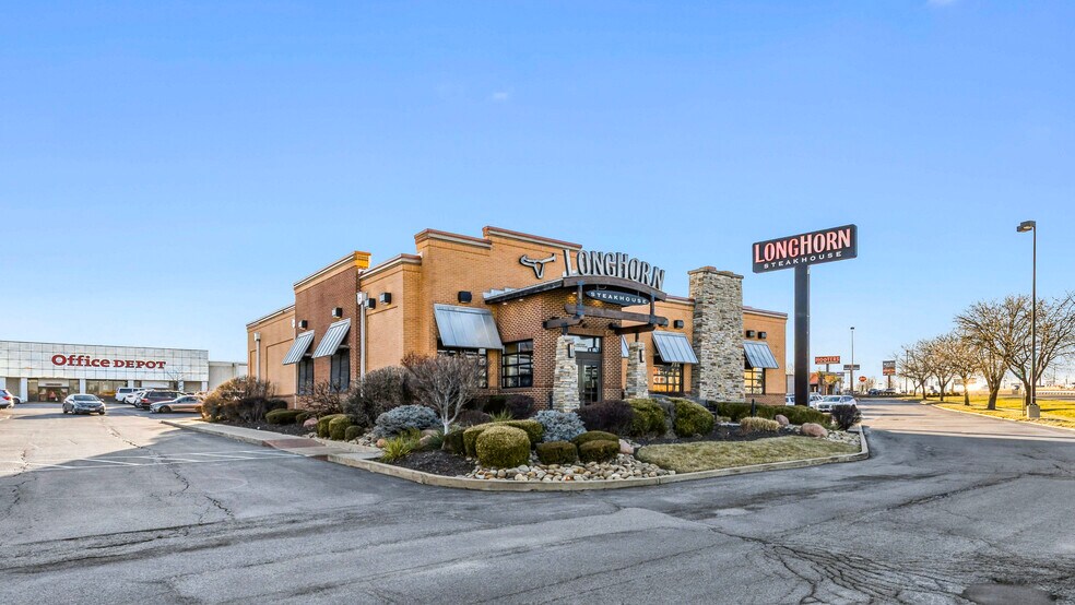 More Photos Of 3979 Veterans Memorial Pky, Saint Peters Restaurant For Sale