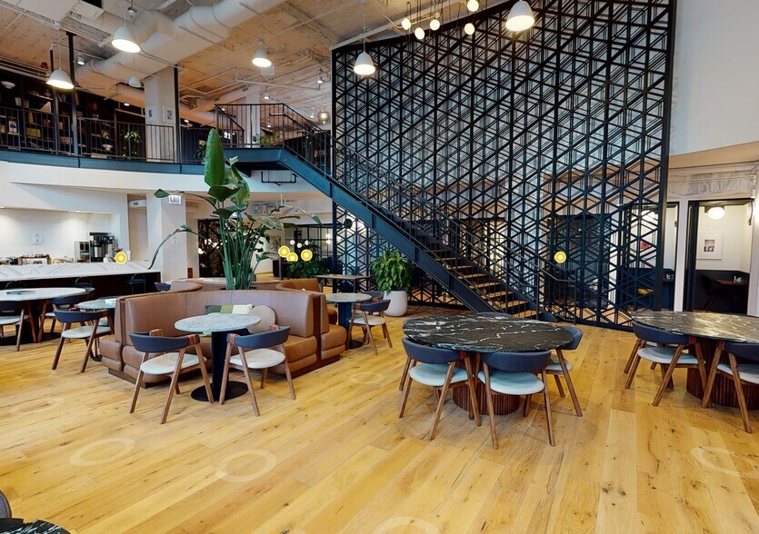 Primary Photo Of 231 S LaSalle St, Chicago Coworking Space