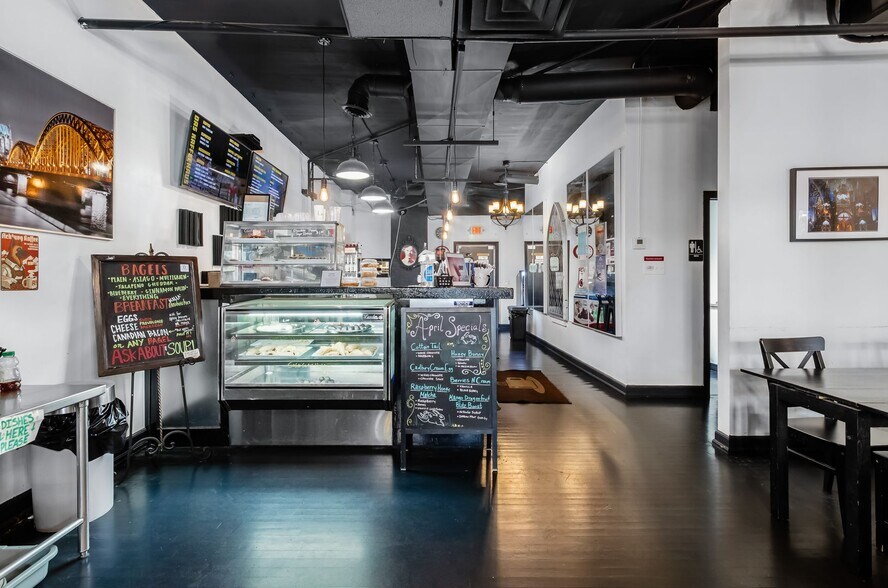 More Photos Of 45 E Columbus St, Lithopolis Restaurant For Sale