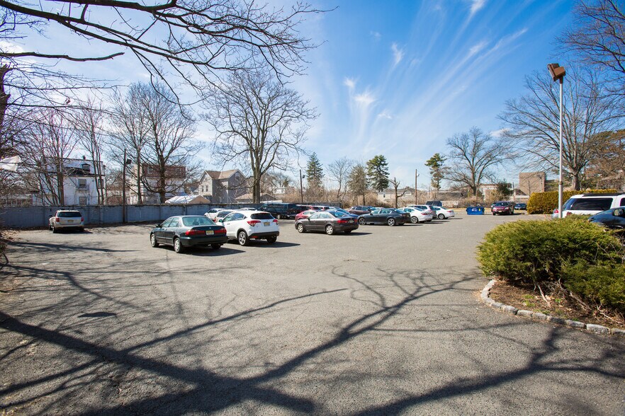 More Photos Of 1020-1030 Park Ave, Plainfield Medical For Sale