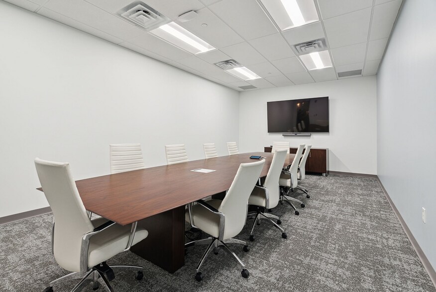 More Photos Of 1500-1550 Liberty Ridge Dr, Wayne Office For Lease