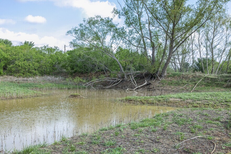 More Photos Of 8519 State Park Rd, Lockhart Land For Sale