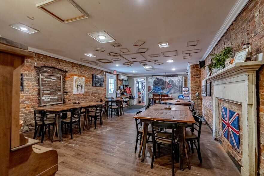 More Photos Of 133 Dixie Ave, Elizabethtown Storefront Retail Residential For Sale