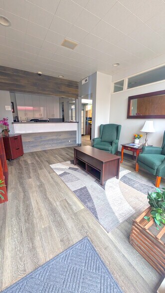 More Photos Of 101 W Arrellaga St, Santa Barbara Medical For Sale