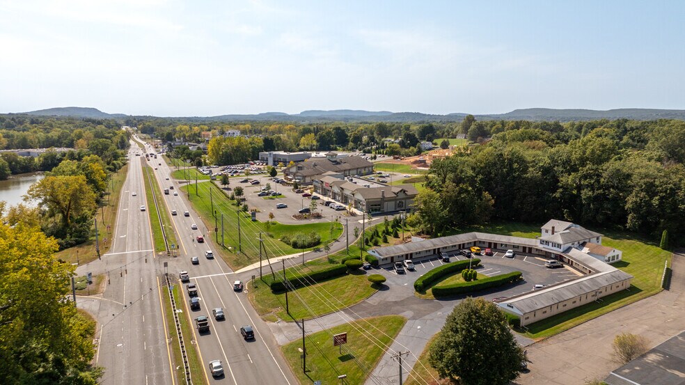 More Photos Of 176 Berlin Tpke, Berlin Land For Lease