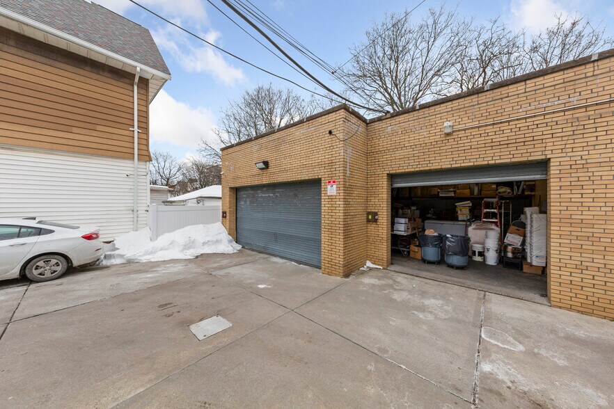 More Photos Of 94-12 Jamaica Ave, Woodhaven Storefront Retail Residential For Sale