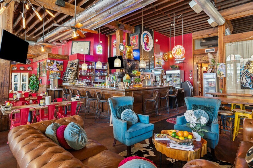 More Photos Of 210 Moody Ave, Galveston Storefront Retail Office For Sale