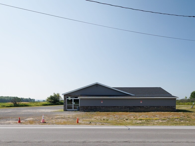 More Photos Of 17612 State Route 3, Watertown Showroom For Sale