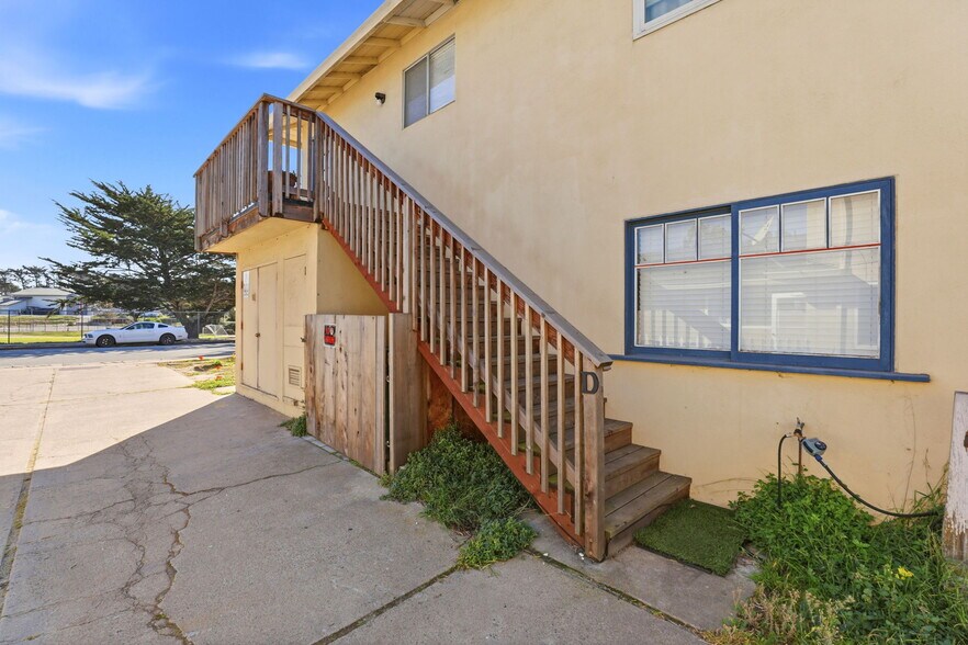 More Photos Of 3047 Zanetta Dr, Marina Apartments For Sale