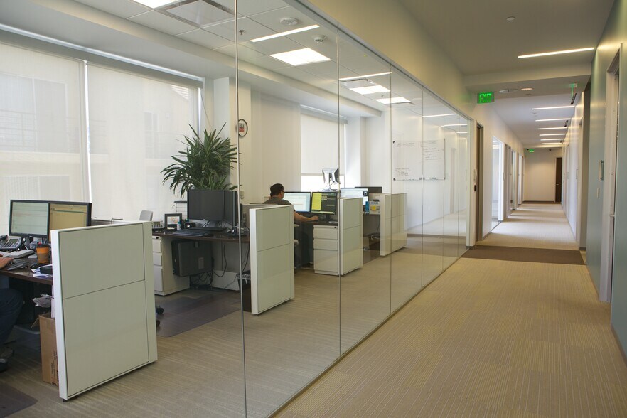 More Photos Of 610 N Hollywood Way, Burbank Loft Creative Space For Sale