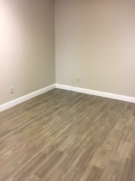 More Photos Of 227 Power Ct, Sanford Light Distribution For Lease