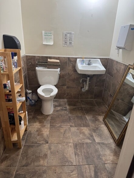 More Photos Of 2235 Mission St, San Francisco Storefront Retail Residential For Sale