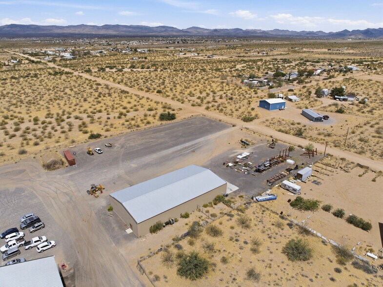 More Photos Of 1125 N Lowell Rd, Golden Valley General Retail For Lease