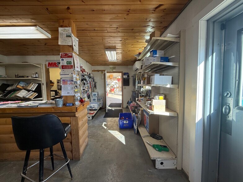 More Photos Of 101 E 4th St, Newell General Retail For Sale