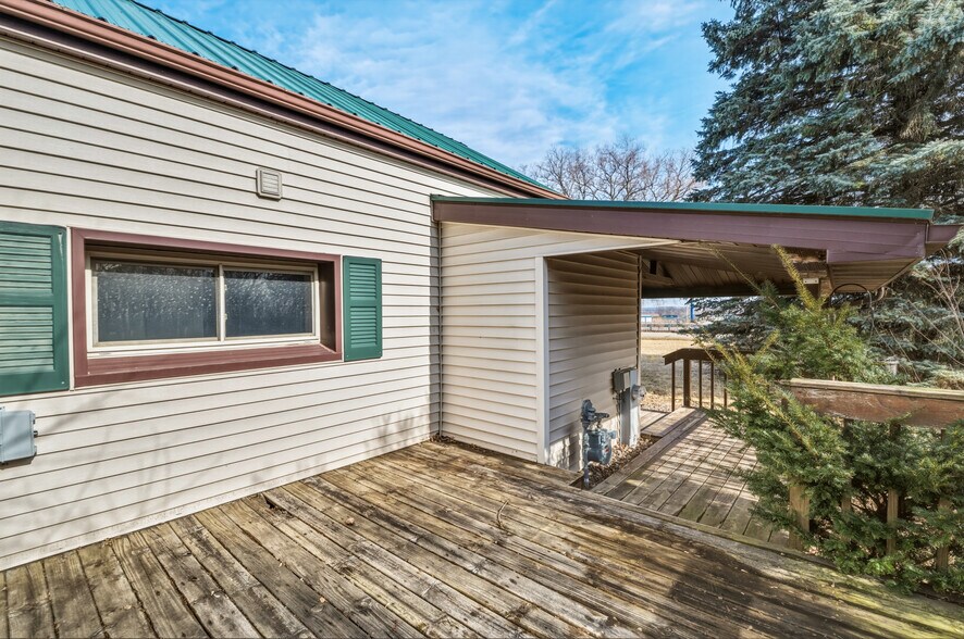 More Photos Of 3450 Mid Valley Dr, De Pere Flex For Sale